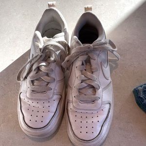 Kids low top court shoes for big kids